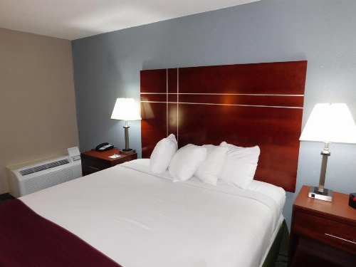 Days Inn by Wyndham Des Moines-West Clive image 15