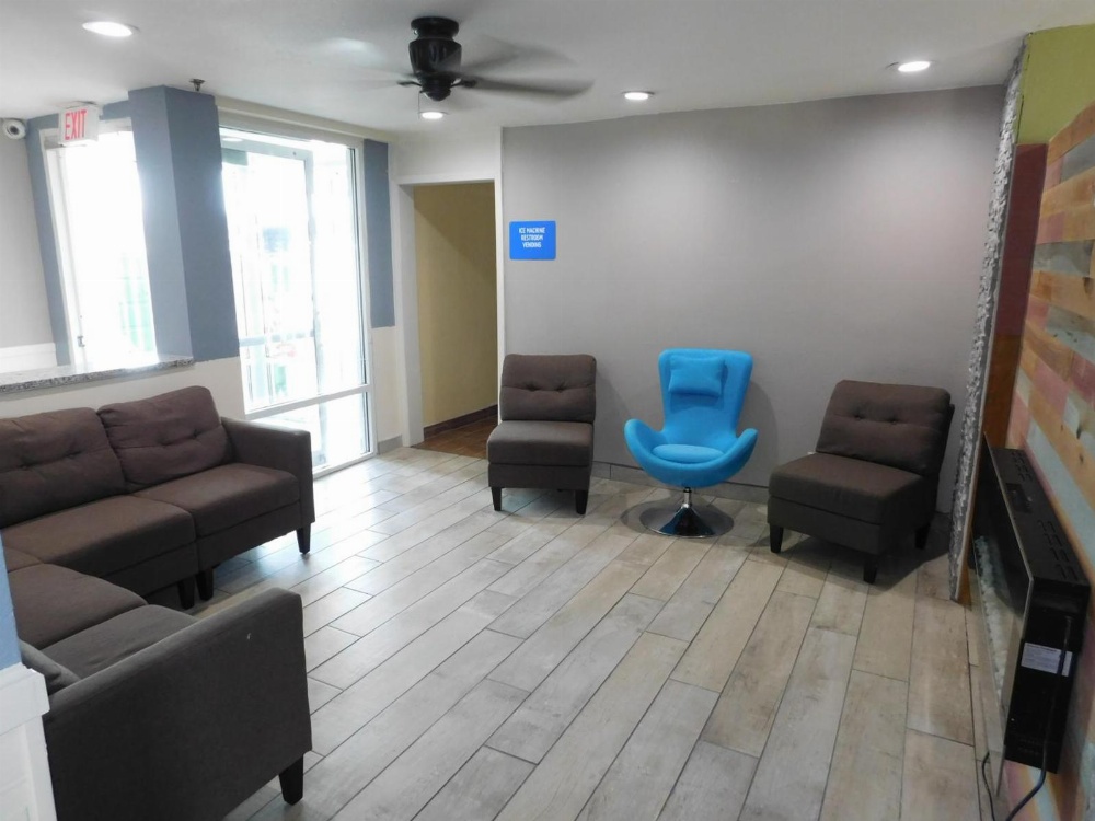 Days Inn by Wyndham Des Moines-West Clive